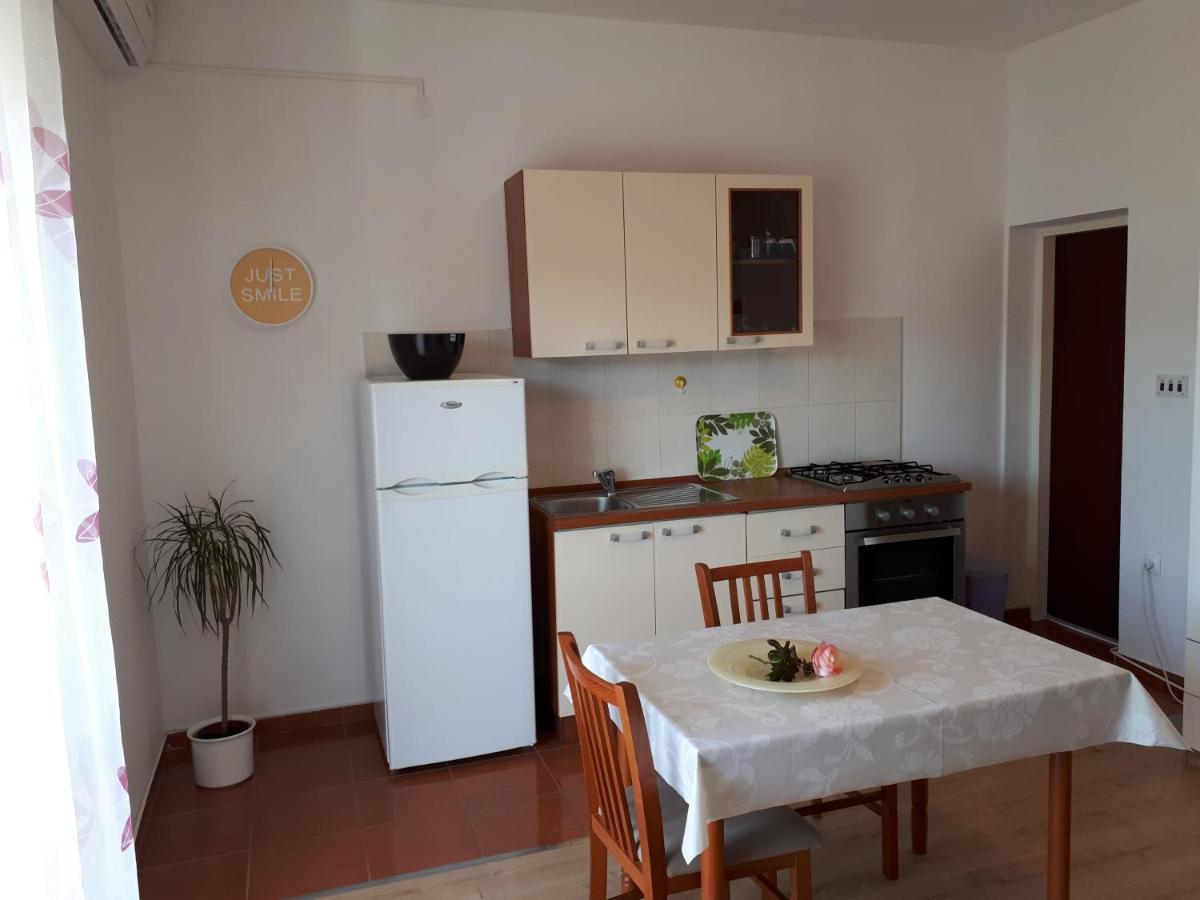 Apartments And Rooms With Parking Space Pag - 13060 Pag Town Luaran gambar