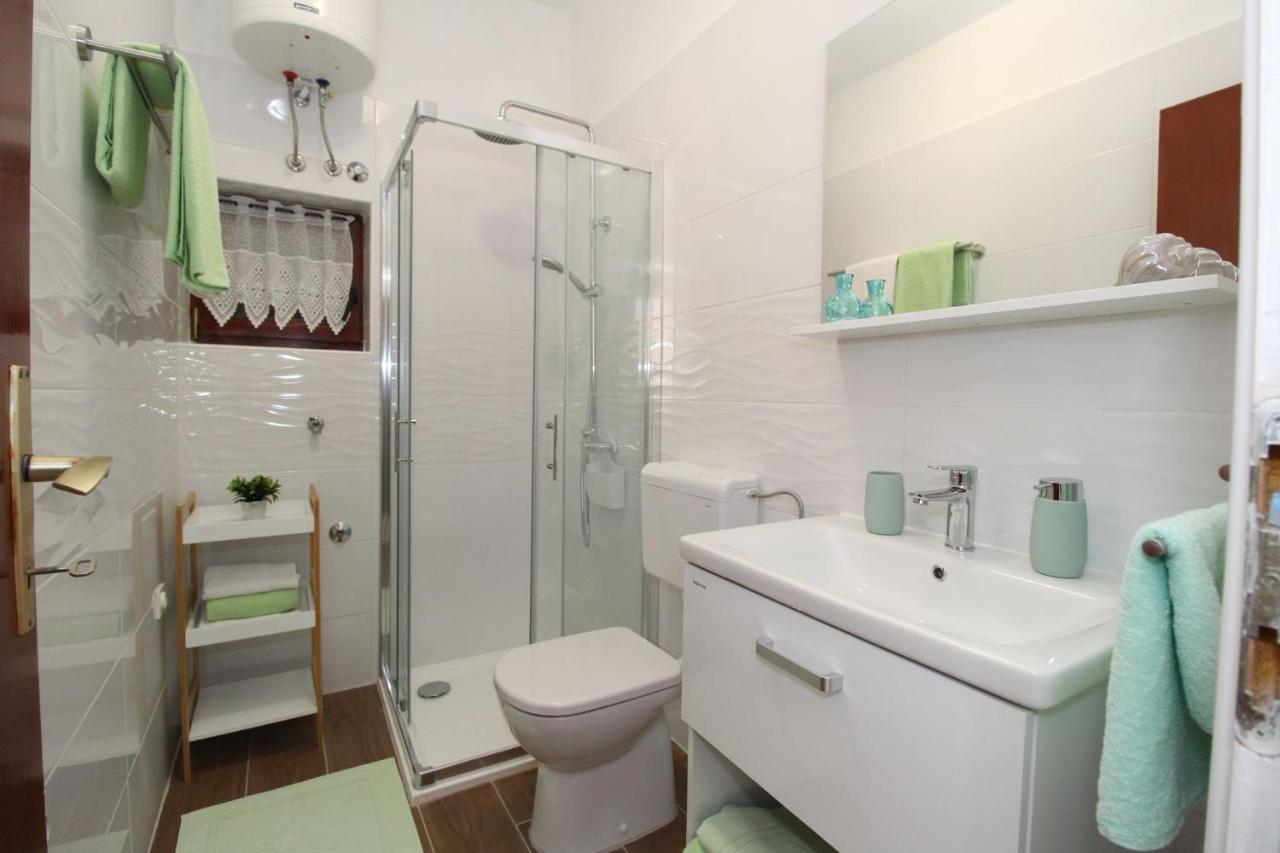 Apartments And Rooms With Parking Space Pag - 13060 Pag Town Luaran gambar