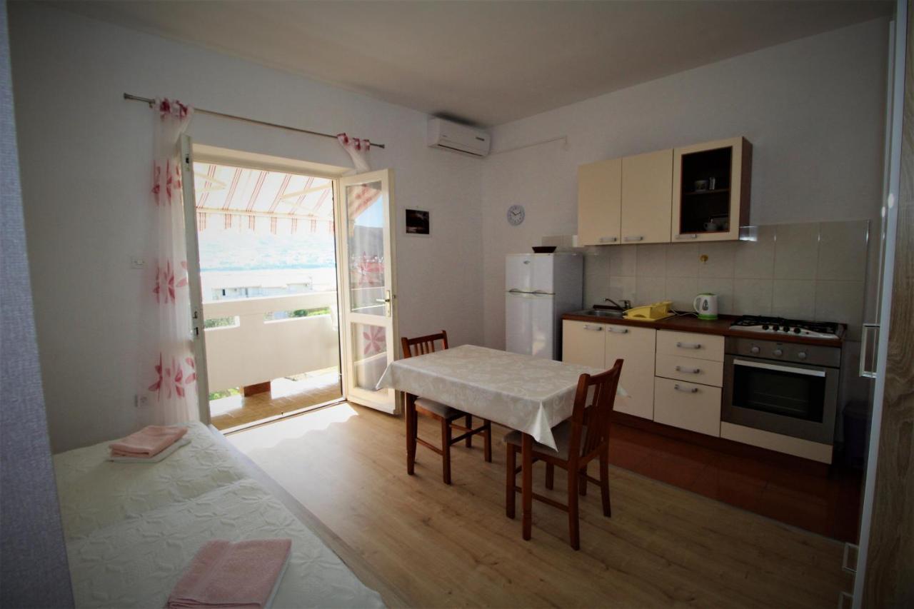 Apartments And Rooms With Parking Space Pag - 13060 Pag Town Luaran gambar