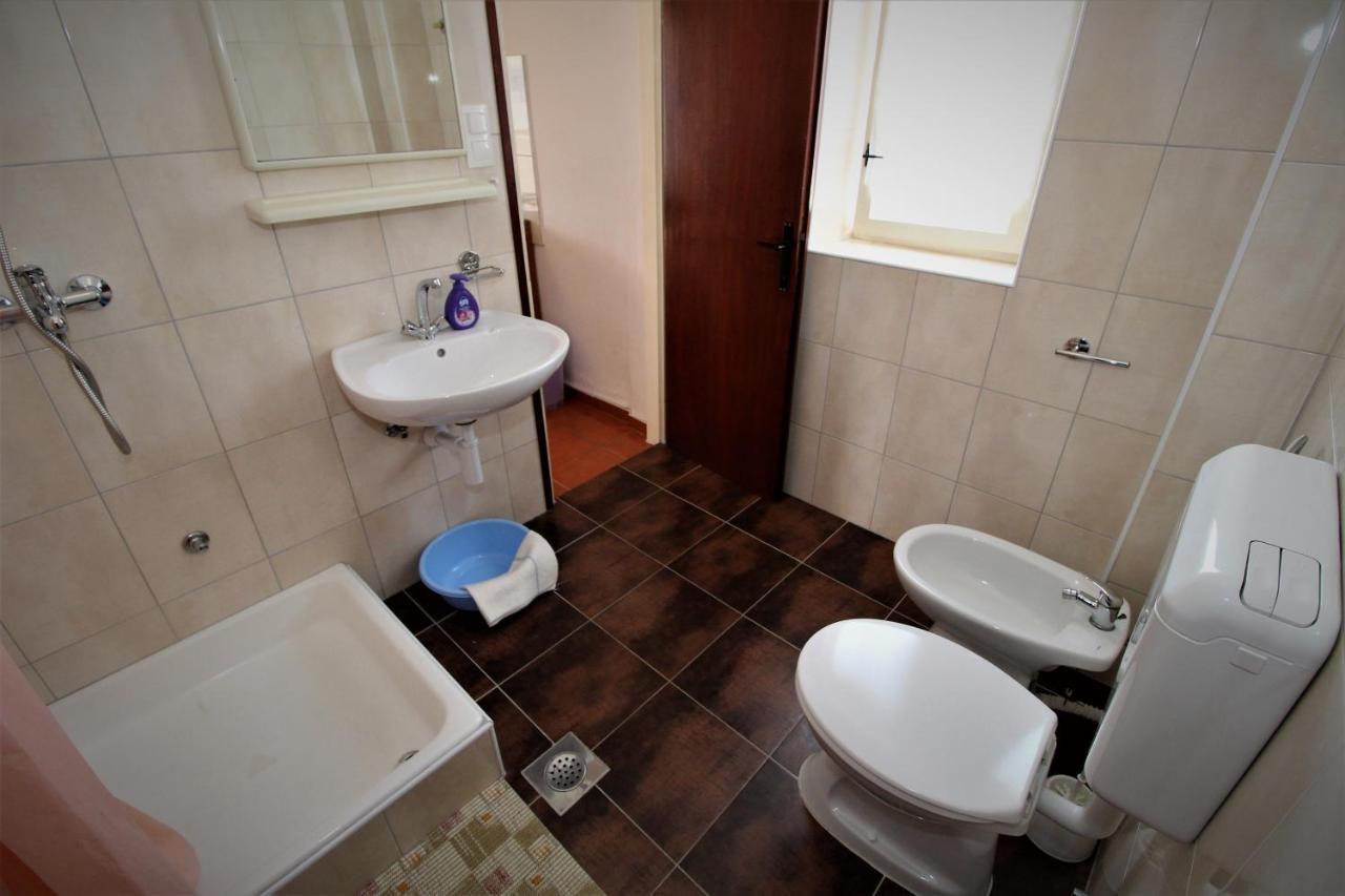 Apartments And Rooms With Parking Space Pag - 13060 Pag Town Luaran gambar