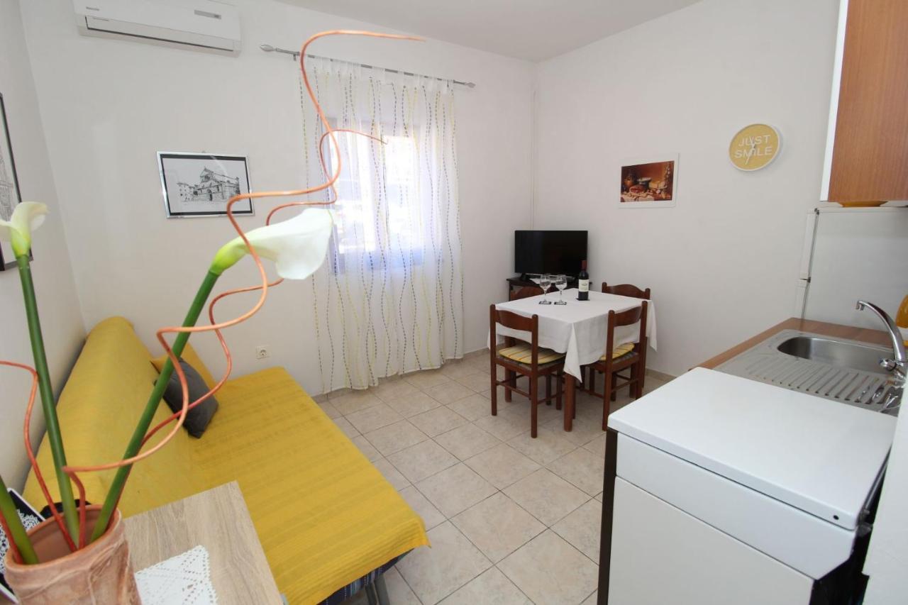 Apartments And Rooms With Parking Space Pag - 13060 Pag Town Luaran gambar